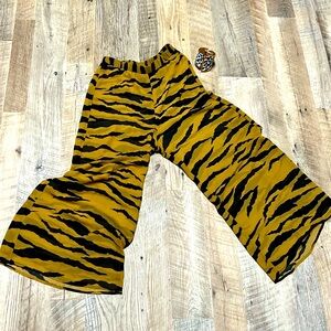 Show me your MUMU cropped wide leg medium